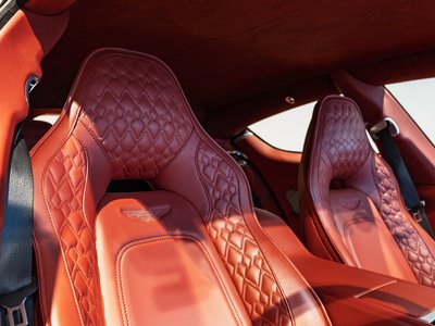 2018 Aston Martin RAPIDE 照片 10