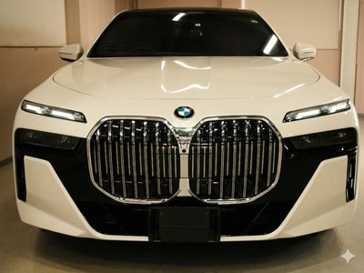 BMW 7 SERIES - 10