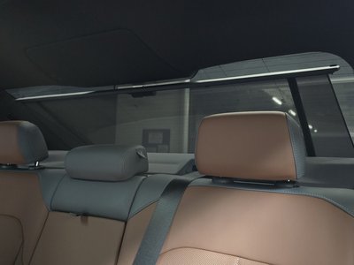 2025 BMW 5 SERIES thumbnail 32