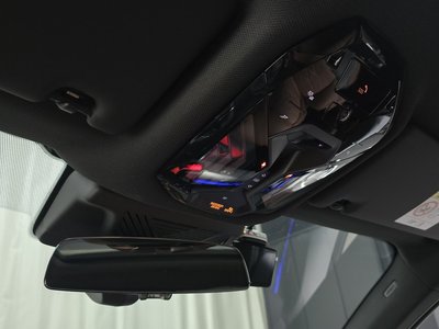 2025 BMW 5 SERIES thumbnail 27