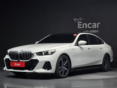 BMW 5 SERIES - 1