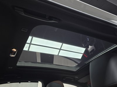 2025 BMW 5 SERIES thumbnail 24