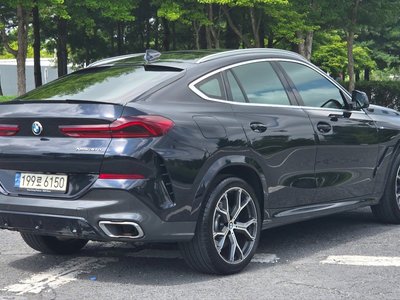 2021 BMW X6 photo 5