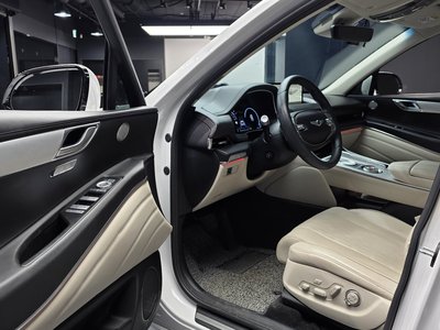 GENESIS GV80 - 10
