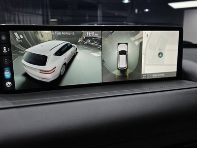 2022 Genesis GV80 thumbnail 16
