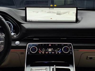 2022 Genesis GV80 thumbnail 15