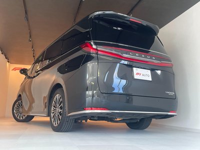صورة مصغرة 28 لـ 2024 Lexus LM