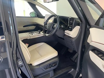 صورة مصغرة 36 لـ 2024 Lexus LM