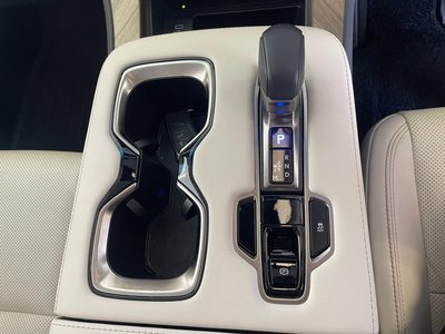صورة مصغرة 48 لـ 2024 Lexus LM