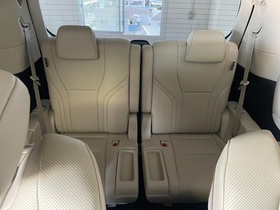 صورة مصغرة 57 لـ 2024 Lexus LM