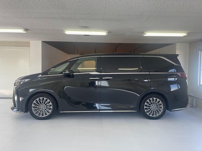 صورة مصغرة 14 لـ 2024 Lexus LM
