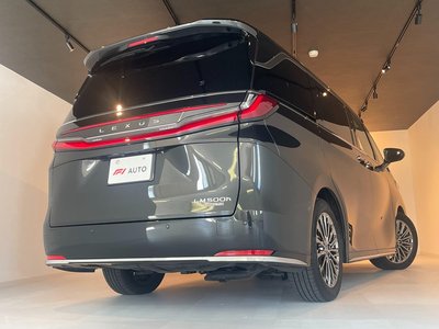 صورة مصغرة 20 لـ 2024 Lexus LM