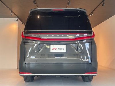 صورة مصغرة 22 لـ 2024 Lexus LM