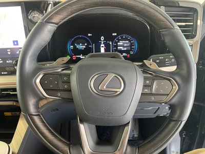 صورة مصغرة 49 لـ 2024 Lexus LM