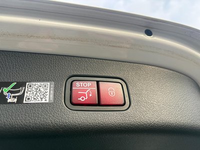 MERCEDES-BENZ GLC - 9