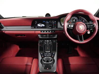 2025 Porsche 911 thumbnail 11