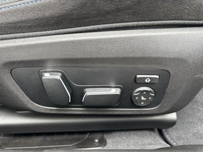 صورة مصغرة 11 لـ 2026 BMW 3 SERIES