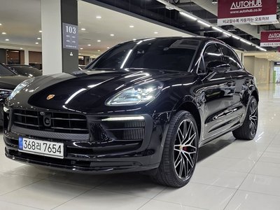 PORSCHE MACAN - 6