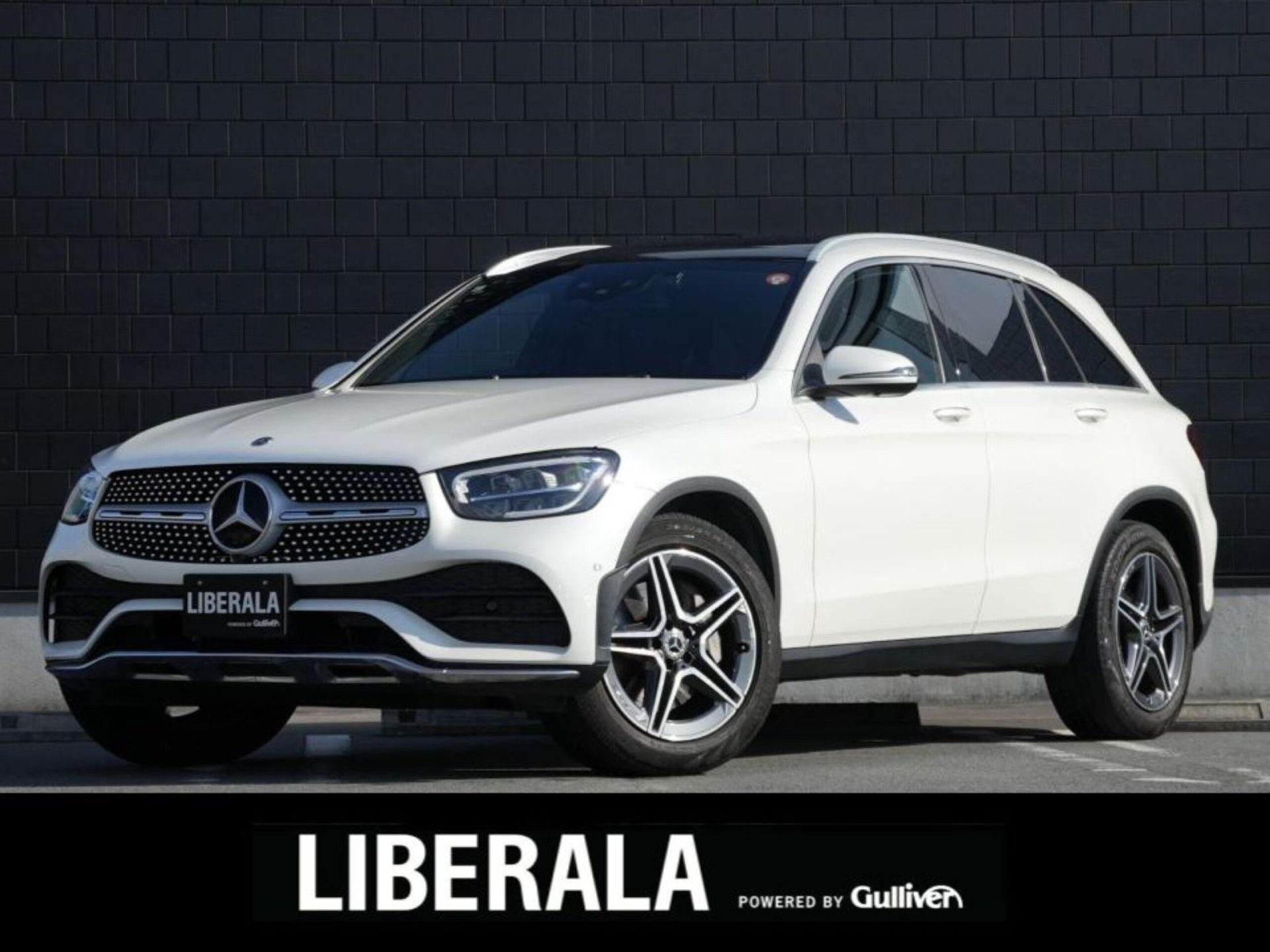 MERCEDES-BENZ GLC - View 1