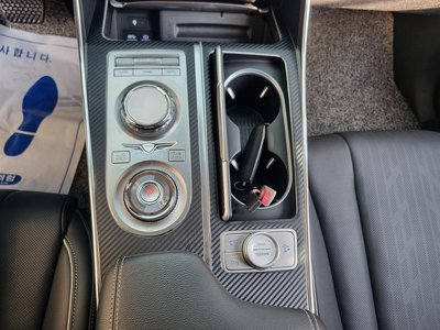 GENESIS GV80 - 4