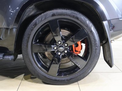 LAND ROVER DEFENDER - 9