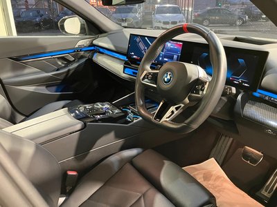 BMW I5 TOURING - 4