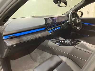 BMW I5 TOURING - 7