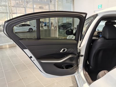 2025 BMW 3 SERIES 缩略图 54