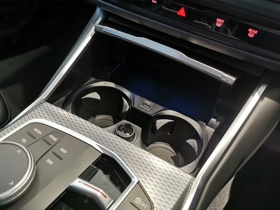 2025 BMW 3 SERIES 缩略图 37