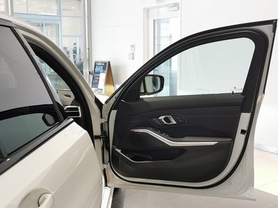 2025 BMW 3 SERIES 缩略图 25