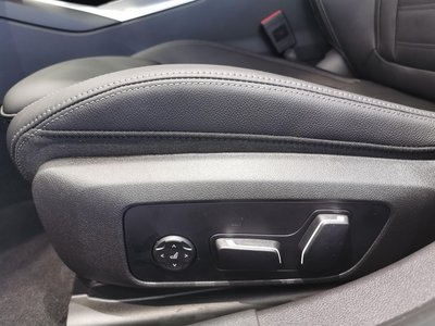 2025 BMW 3 SERIES 缩略图 52