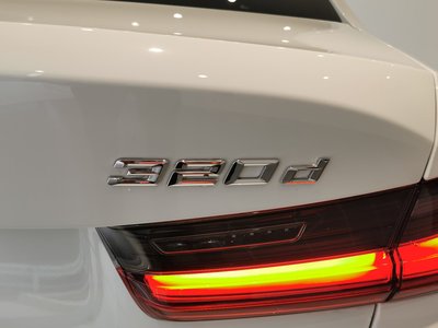 2025 BMW 3 SERIES 缩略图 16