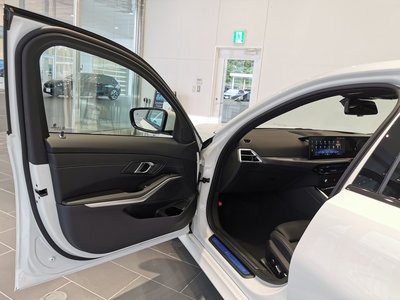 2025 BMW 3 SERIES 缩略图 48