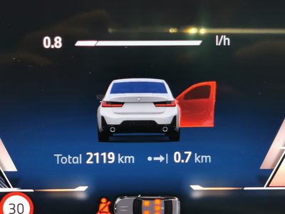 2025 BMW 3 SERIES 缩略图 26