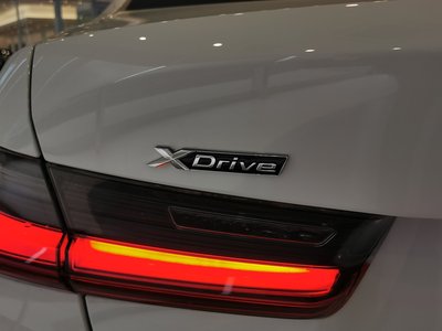 2025 BMW 3 SERIES 缩略图 15