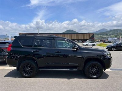TOYOTA LAND CRUISER PRADO - 10