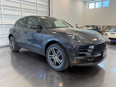 PORSCHE MACAN - 9