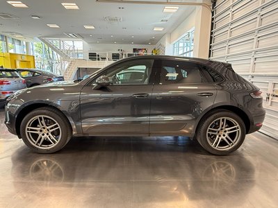 PORSCHE MACAN - 3