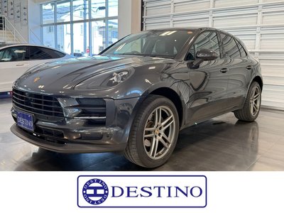 PORSCHE MACAN - 1