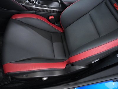 2024 Nissan GT-R 照片 8