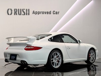 PORSCHE 911 - 4