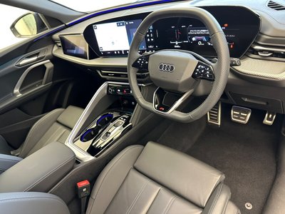 2025 AUDI Q5 缩略图 12