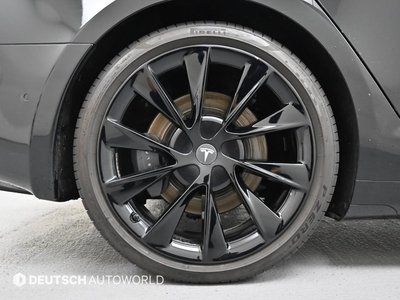 TESLA MODEL S - 6