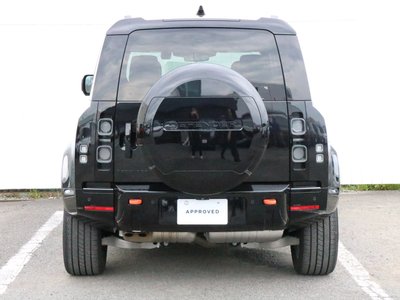 LAND ROVER DEFENDER - 10