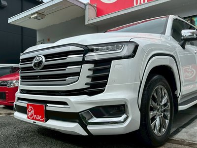 TOYOTA LAND CRUISER 300 - 5