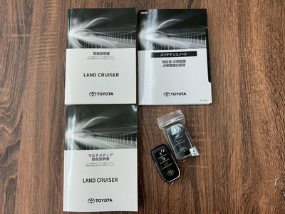 TOYOTA LAND CRUISER 300 - 2