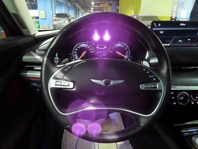 GENESIS G80 (RG3) - 9