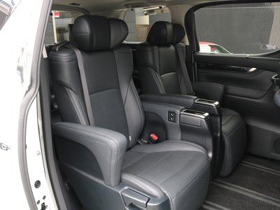 2022 Toyota ALPHARD — миниатюра 12