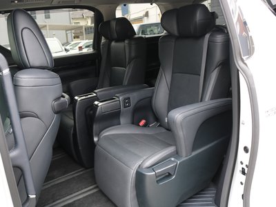 2022 Toyota ALPHARD — миниатюра 14