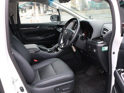2022 Toyota ALPHARD — миниатюра 11